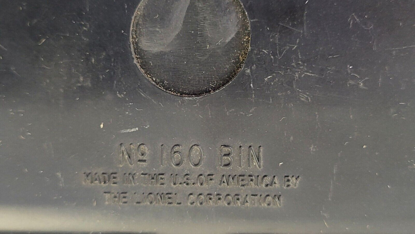 Lionel Train Coal and/or Wood/Log Unloading No. 160 Dump Bin Postwar Vintage