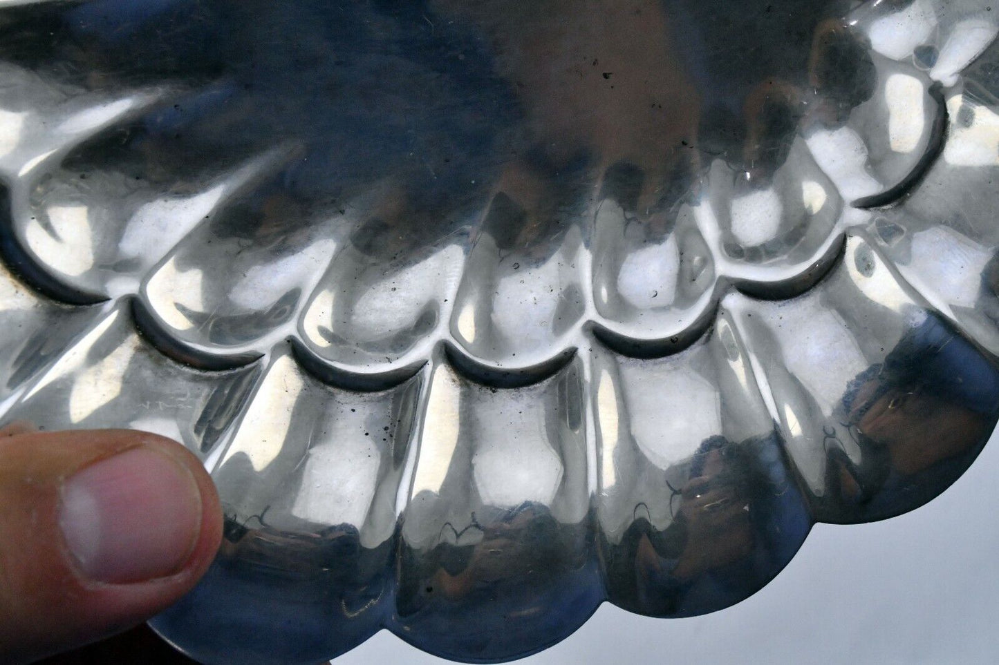 Set of 2 F.B Rogers Silver Co.8 1/4" Sterling Silver #427 Shell Dishes 9.6oz