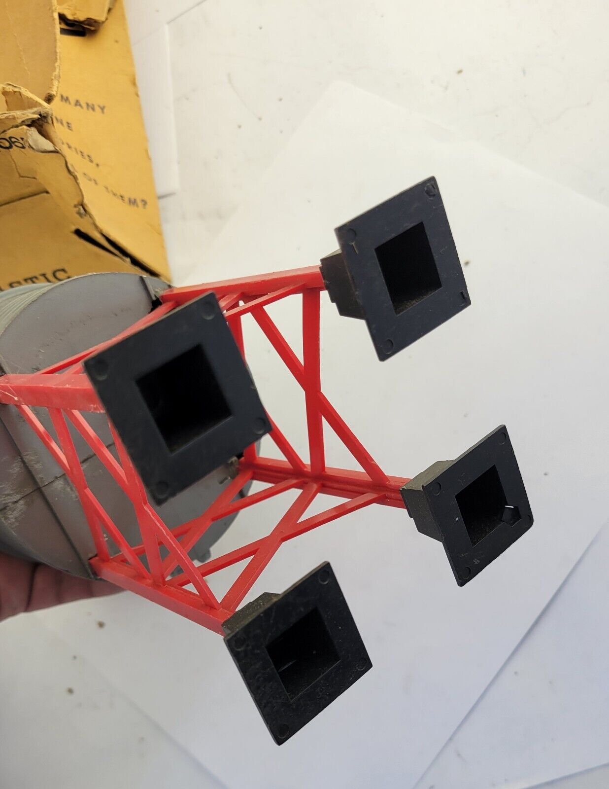 Louis Marx #065 O Gauge 8" Plastic Water Tower RR Train Missing Spout With Box