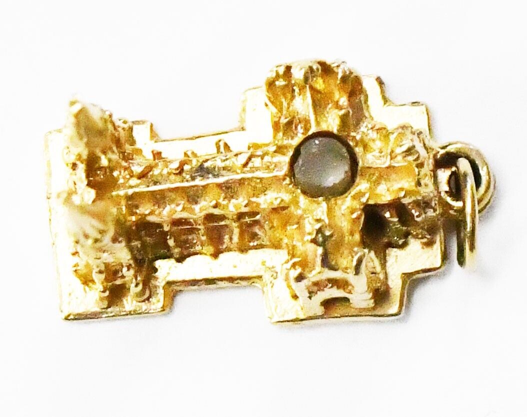 14k Yellow Gold St Patrick's Cathedral Charm 20mm New York Skyline Glass