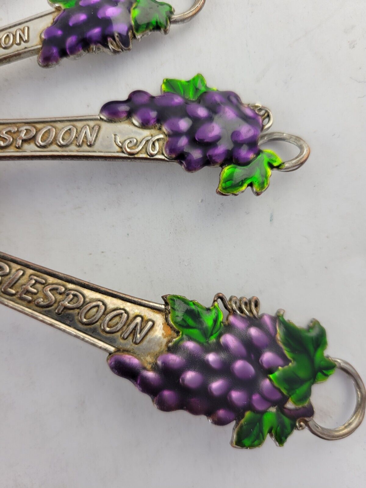 4pc Vintage Embossed Measuring Spoons w/ Wine Bottles & Enameled Grapes