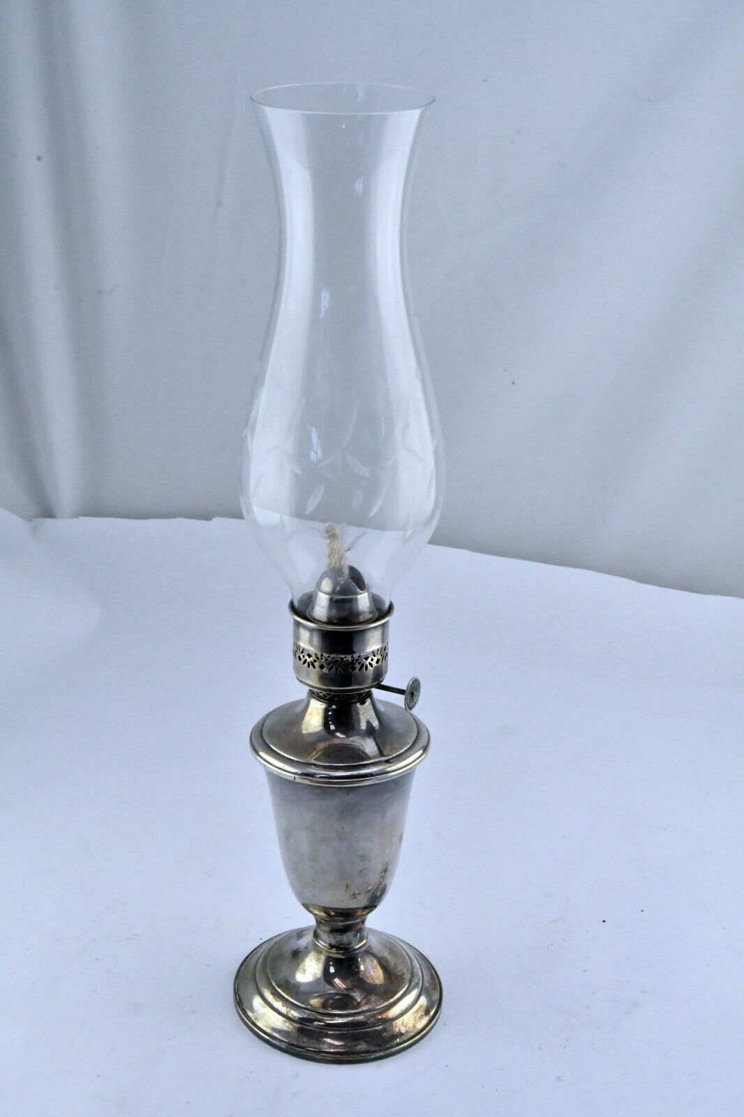 17" Vintage Gorham Silver Plate Kerosene Lamp with Glass Hurricane #YC490