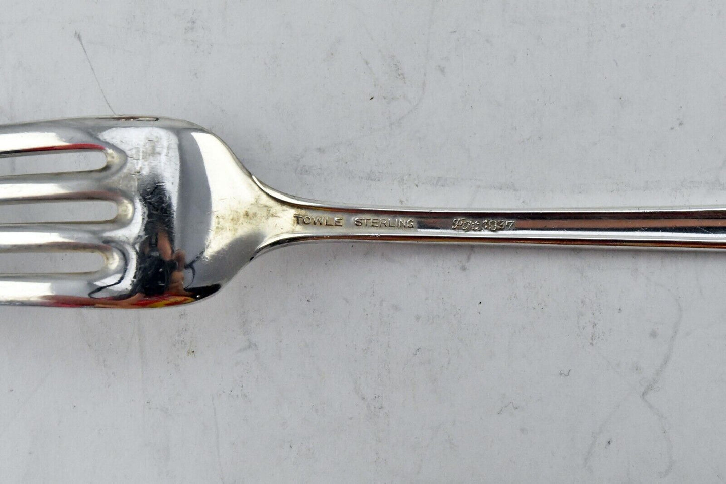 Chippendale by Towle Sterling Silver 7 3/8" Solid Dinner Fork 1.4 oz.