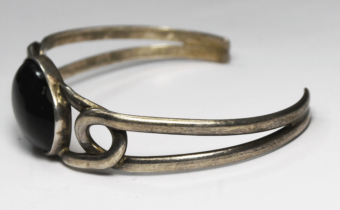 Sterling Mexico Black Onyx Split Cuff Interlocking Cuff Bracelet 7.25" Wrist