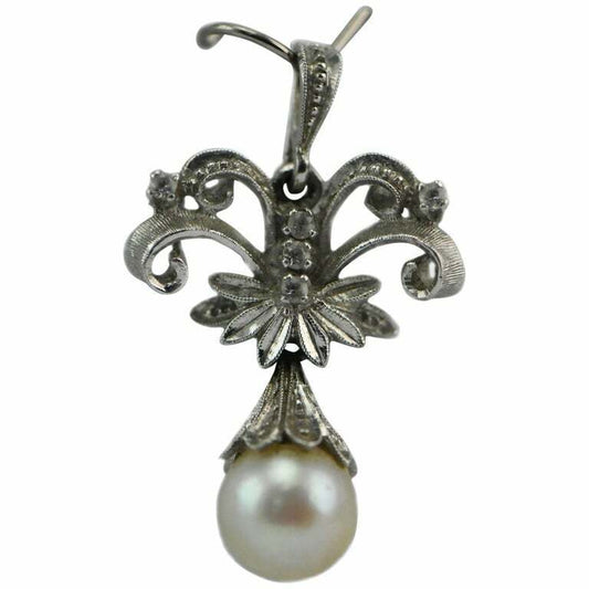 Classic 18kt White Gold Filigree with Pearl and 5 Diamond Pendant Charm