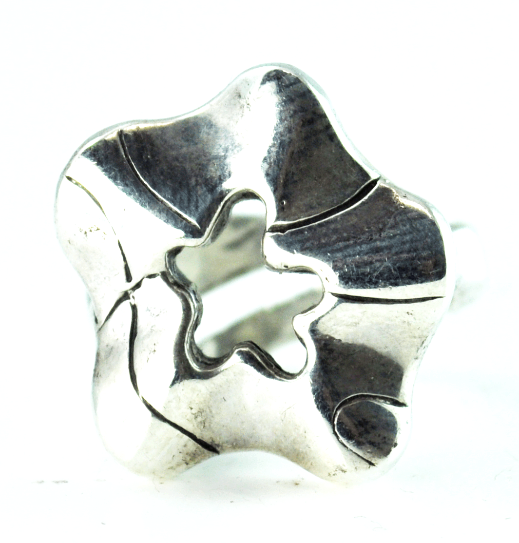 Sterling Silver Heavy Modernist Star Cut Out Ring 21mm Size 5.5 Adjustable