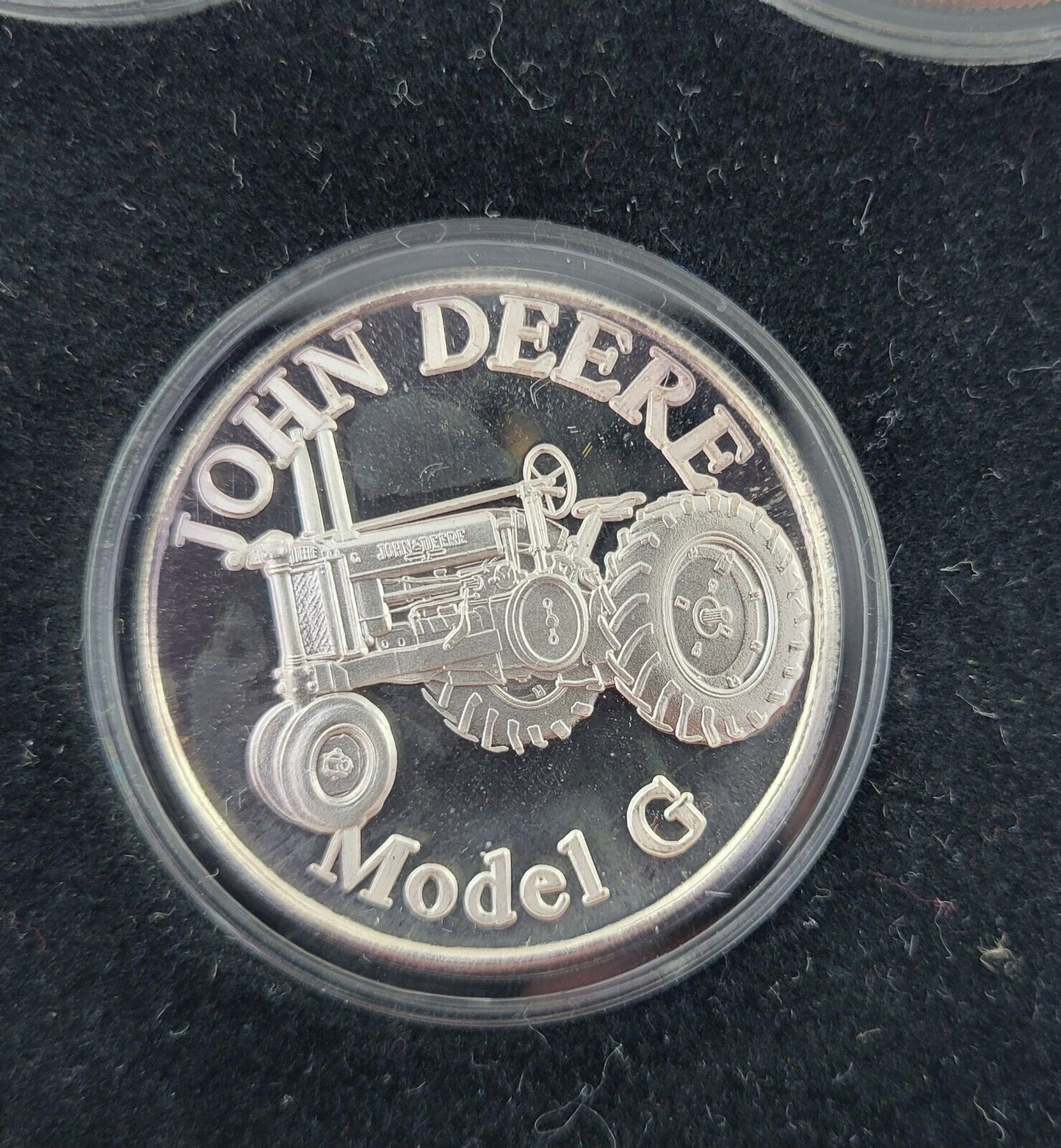 John Deere Tractor 5pc Set Of 1 oz .999 Fine Silver Rounds In Plastic & Boxed