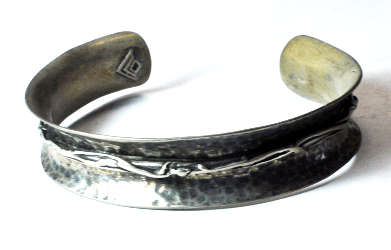 Silpada Sterling Silver Barbed Wire Hammered 16mm Cuff Bracelet B1684 7" Wrist