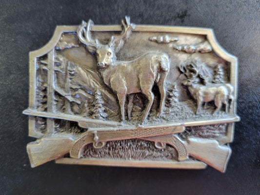 1982 Siskiyou Buckle Co. DEER HUNTING BELT BUCKLE VINTAGE Metal  3 1/2" x 21/4"