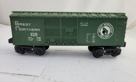 Lionel 9339 O Gauge Great Northern Boxcar Forest Green