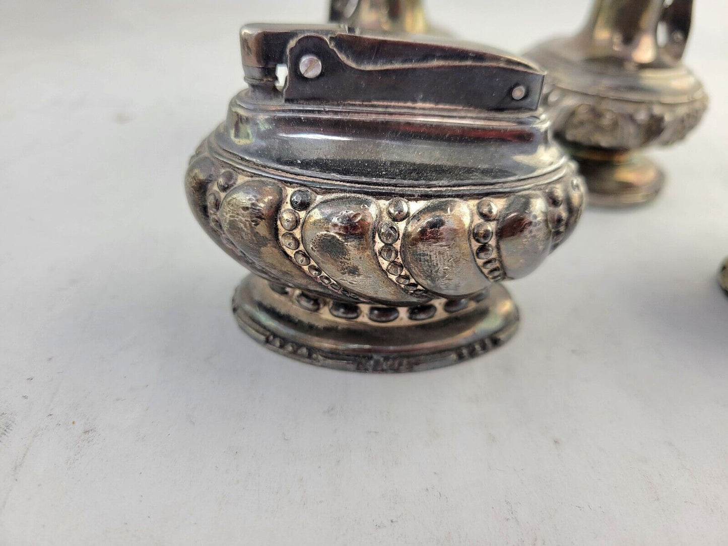 2 Pairs of Collectible Silver Plated Ronson Crown & Decanter Table Lighters