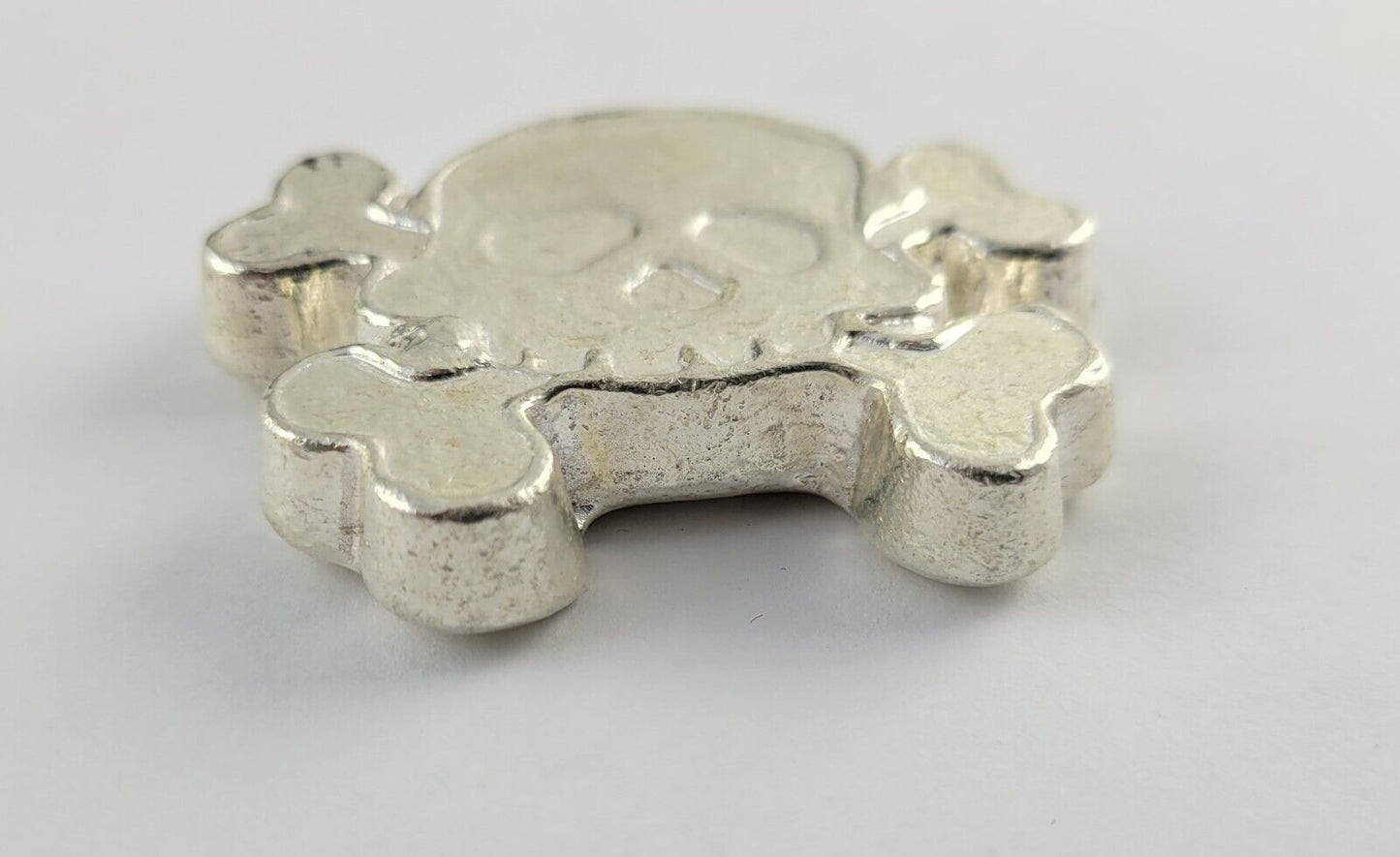 Monarch 5 Troy Ounce 999 Fine Silver Skull & Crossbones Pirate 189/1000