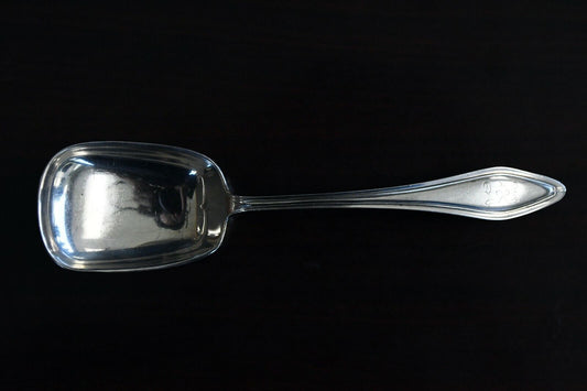 Mary Chilton By Towle Sterling Silver 5 7/8" Solid Sugar Spoon  .89 oz