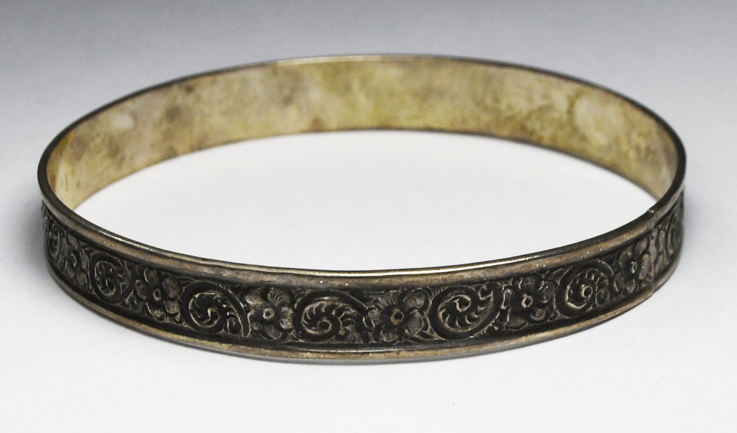 Sterling Silver Floral Repousse Flower Medium Bangle Bracelet 9mm