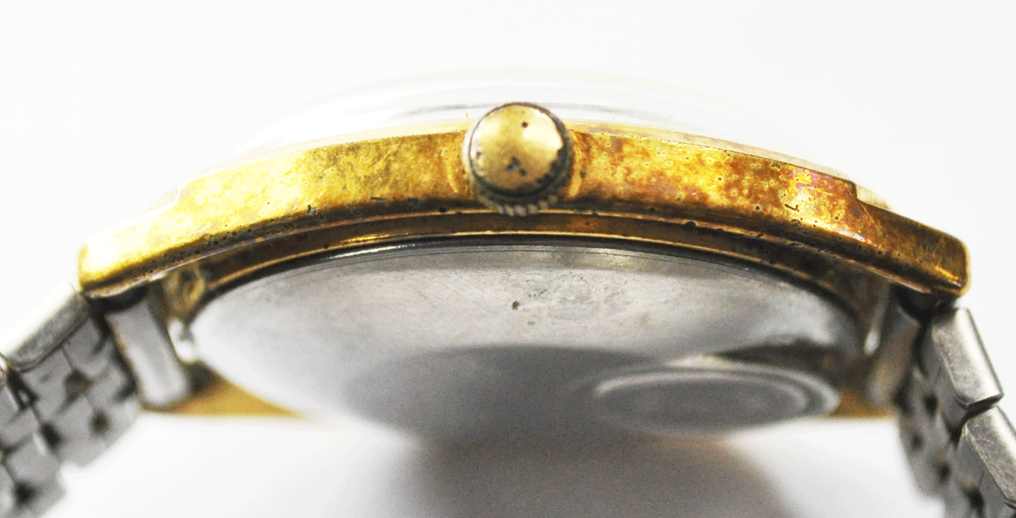 Vintage Timex Electric 809 36mm Wristwatch Runs Great Gold Tone Stick Dial