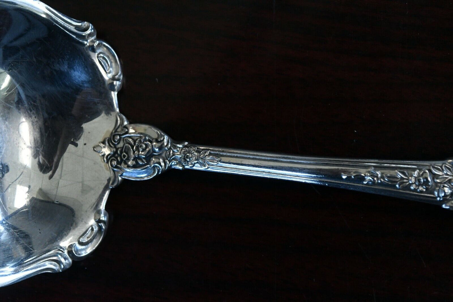 Eloquence by Lunt Sterling Silver 2.2 oz. Solid Gravy Ladle 6 1/4"