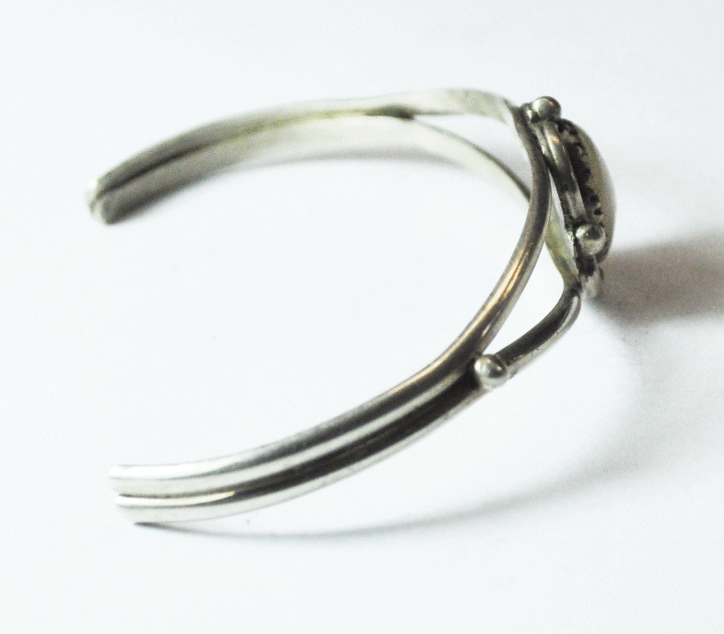 Sterling Oval MOP Pedal Halo Antique Split Cuff Bracelet 19mm 7-1/4" Wrist