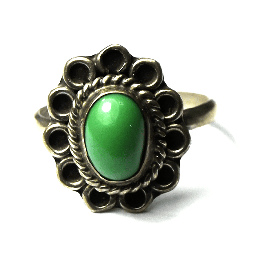 Vintage Sterling Oval Green Turquoise Flower Hoop Halo Ring 15mm Size 8-1/2