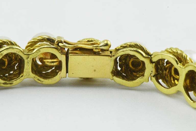 Vintage Hammerman Bros. 18 Karat Yellow Gold and 24 Pearl Bracelet, New York