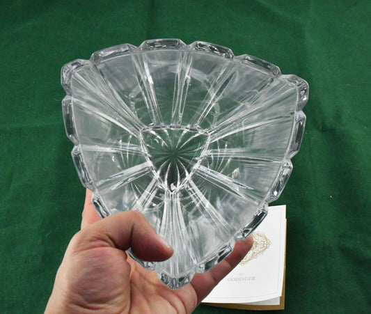 9" Shannon Crystal by Godinger 24% Lead Ireland Triangle Cut Vase