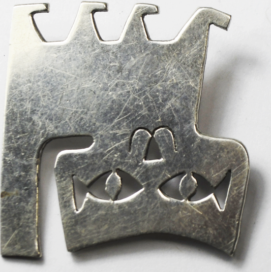 Sterling Silver Cat Fish Eyes Brooch Pin 35mm x 34mm