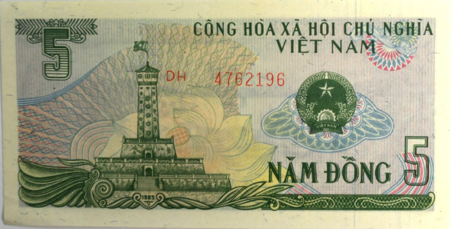 1985 Vietnam Five 5 Dong Uncirculated Banknote DH 4762196