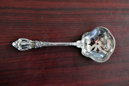 Eloquence by Lunt Sterling Silver 6" Pierced Bon Bon Server Spoon 1.5 oz.