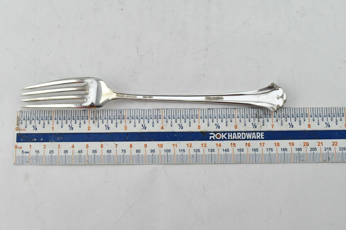 Chippendale by Towle Sterling Silver 7 3/8" Solid Dinner Fork 1.4 oz.