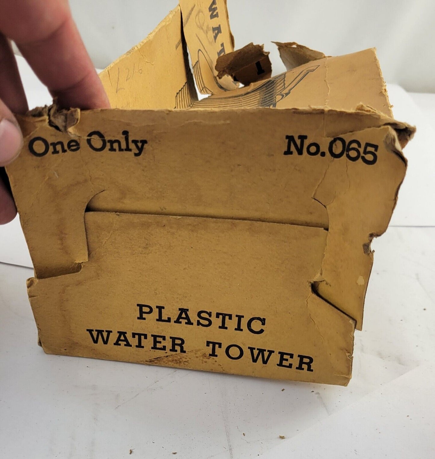 Louis Marx #065 O Gauge 8" Plastic Water Tower RR Train Missing Spout With Box