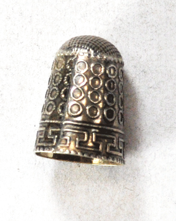 900 Fine Silver T Pattern Circle Sewing Thimble 24mm x 17mm